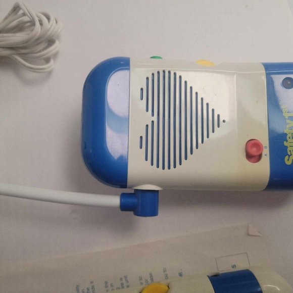 Safety 1st Deluxe Musical Sight & Sound Nursery Monitor baby 205 - Picture 11 of 14